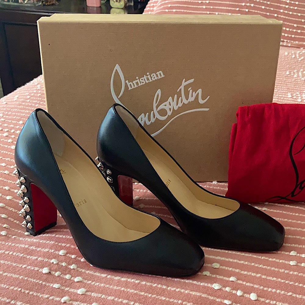 Christian Louboutin Donna Stud Heels 👠